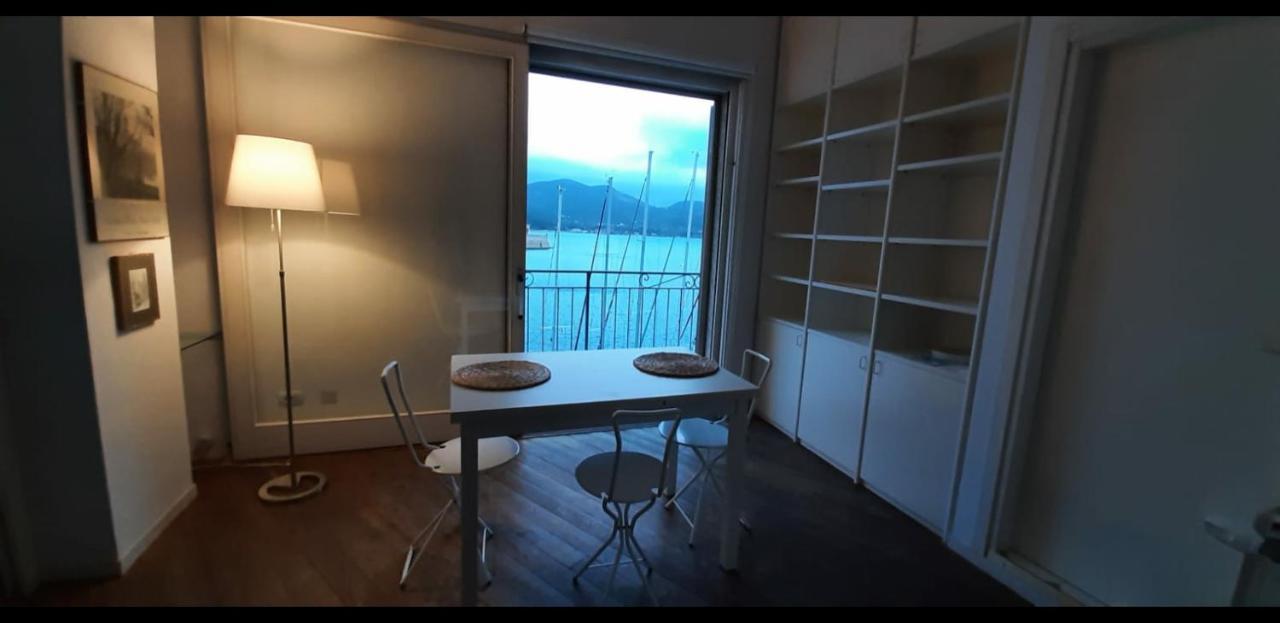 Monolocale La Darsena Apartment Portoferraio Bagian luar foto